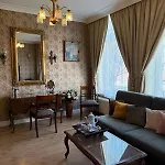 Luxurious Classical Dutch Styled In Centre Of - 3*