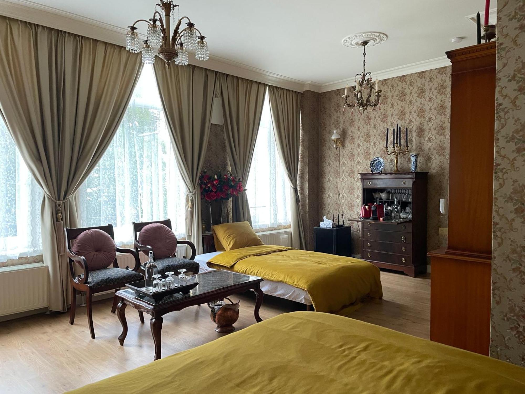 Luxurious Classical Dutch Styled In Centre Of - *